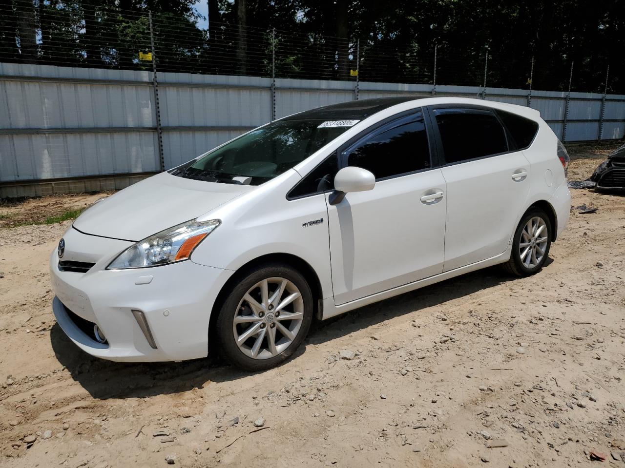 TOYOTA PRIUS V 2012