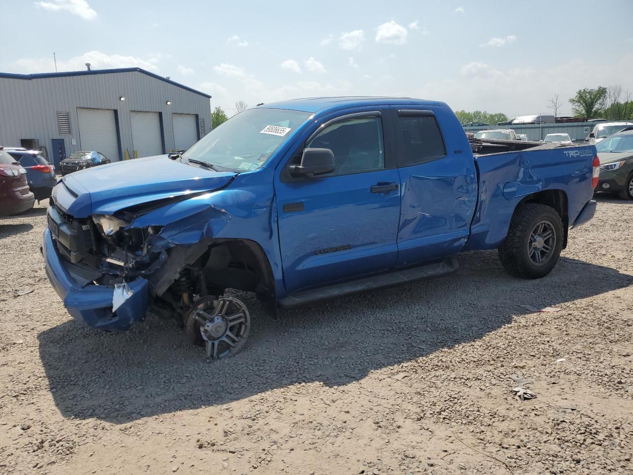 TOYOTA TUNDRA DOU 2017