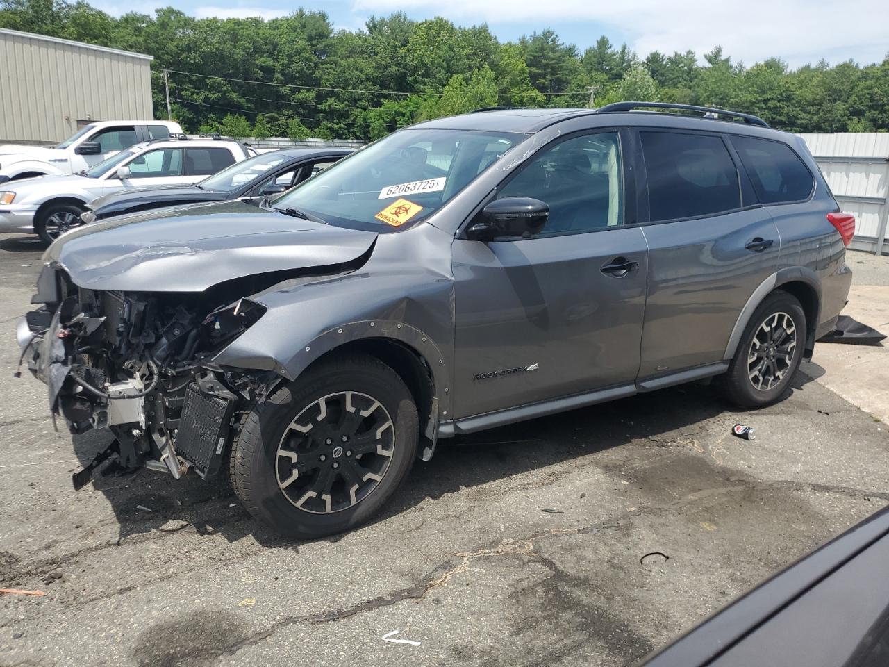 NISSAN PATHFINDER 2019