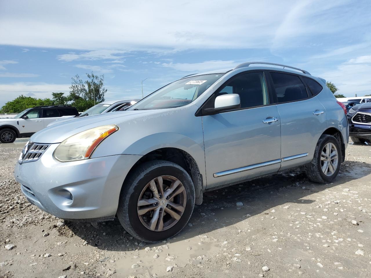 NISSAN ROGUE S 2012