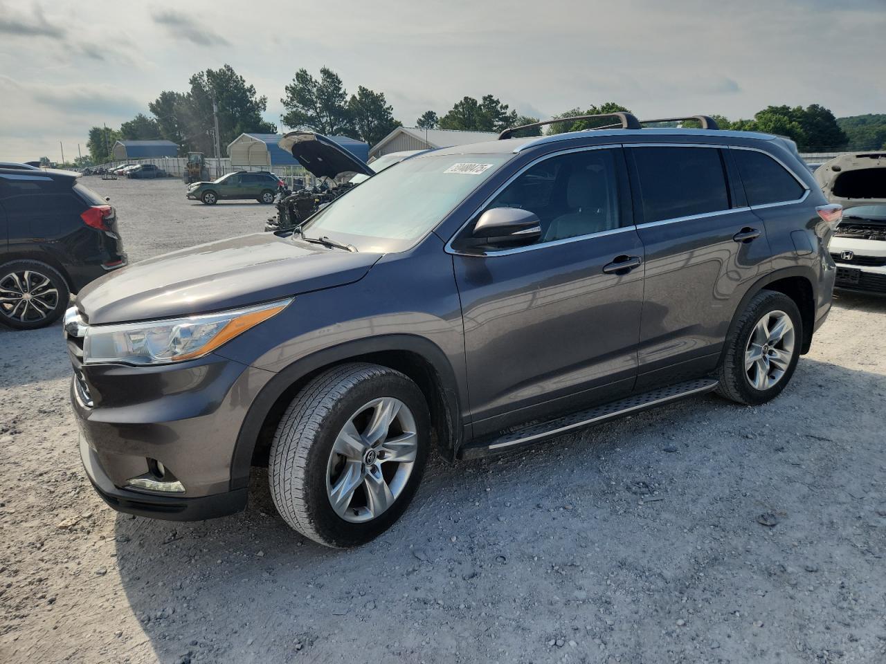 TOYOTA HIGHLANDER 2016