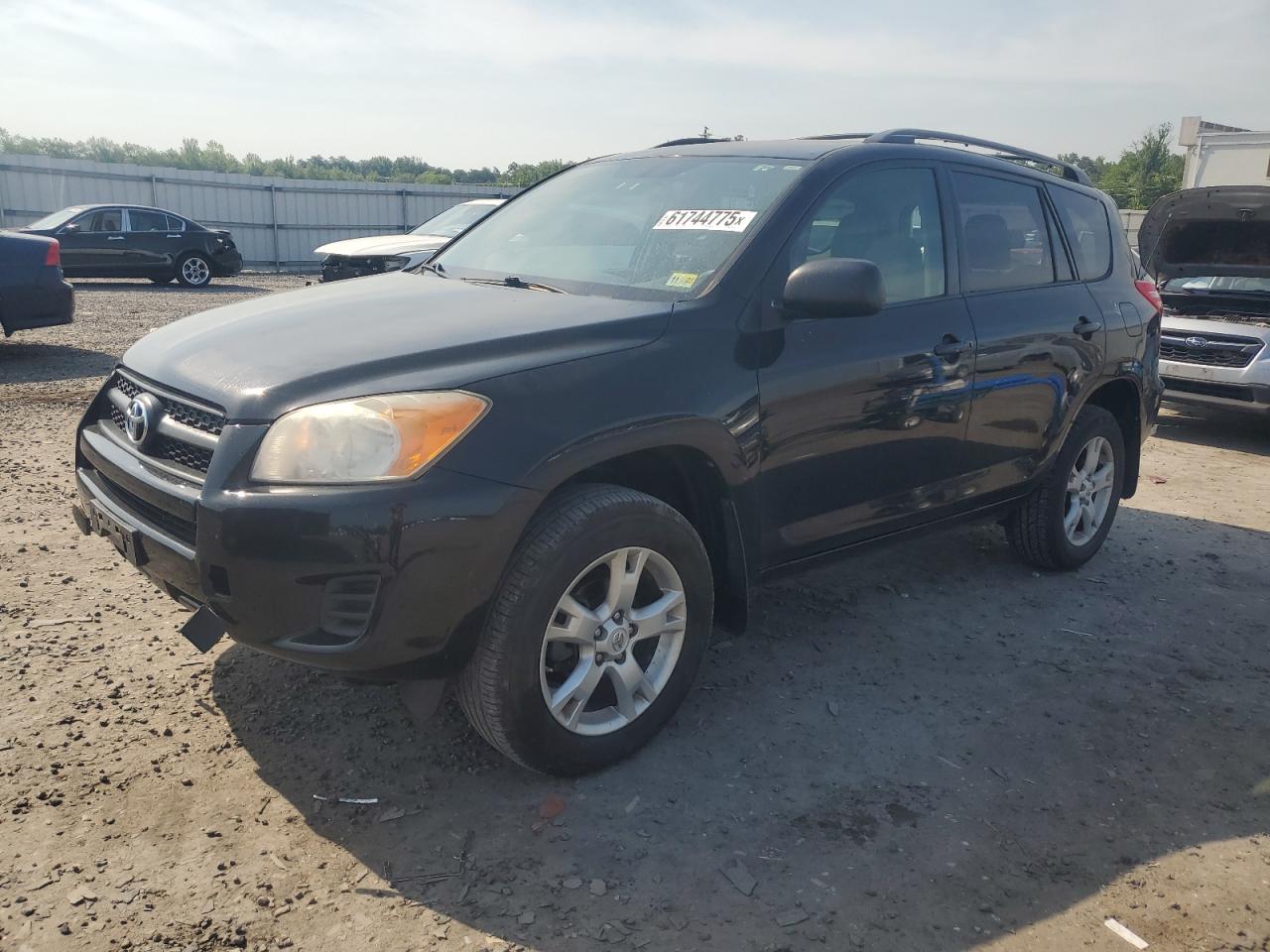 TOYOTA RAV4 2011