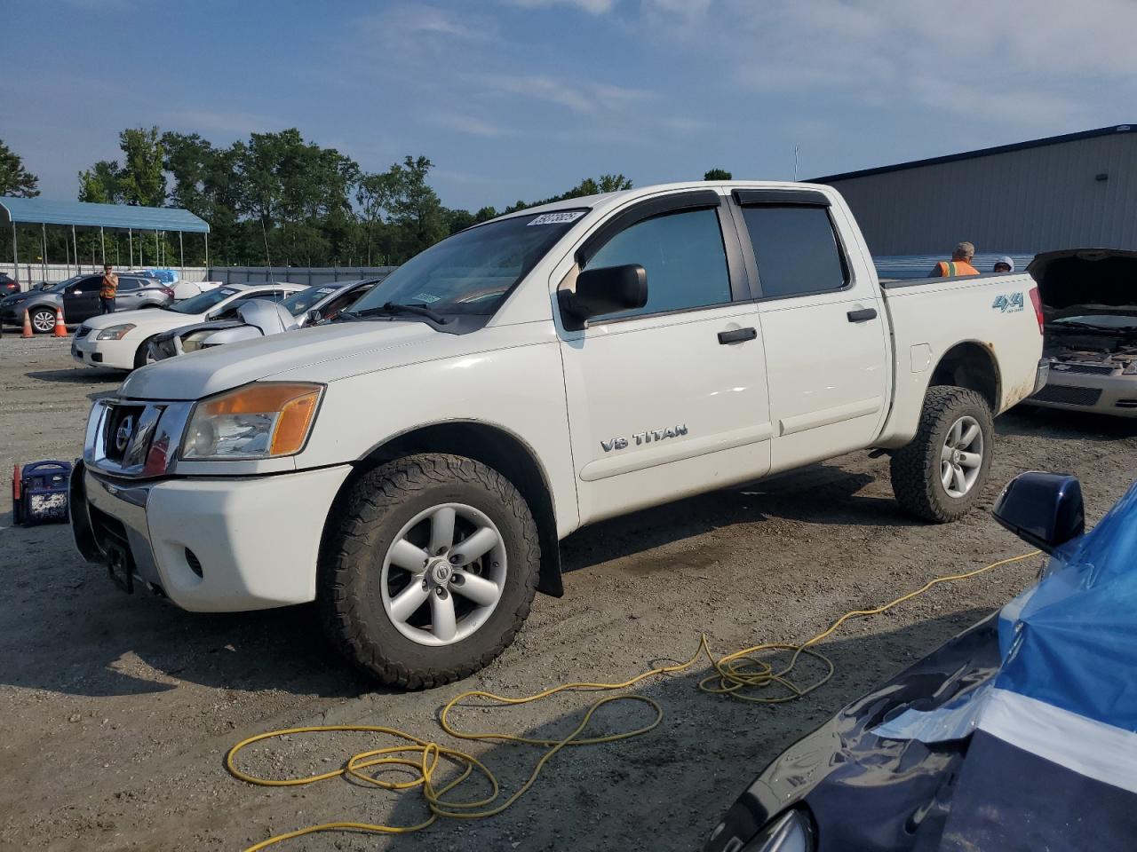 NISSAN TITAN S 2012