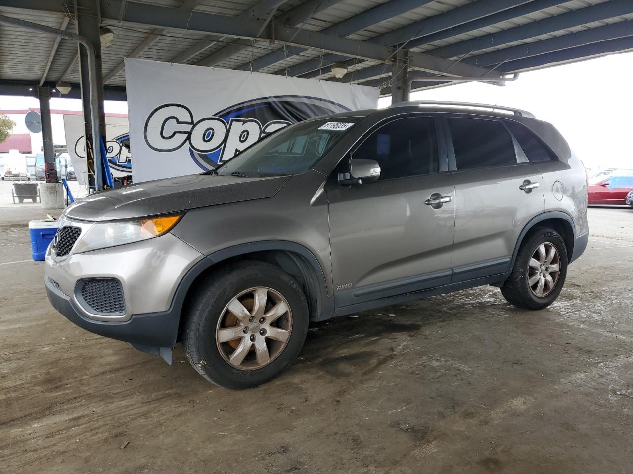 KIA SORENTO LX 2013