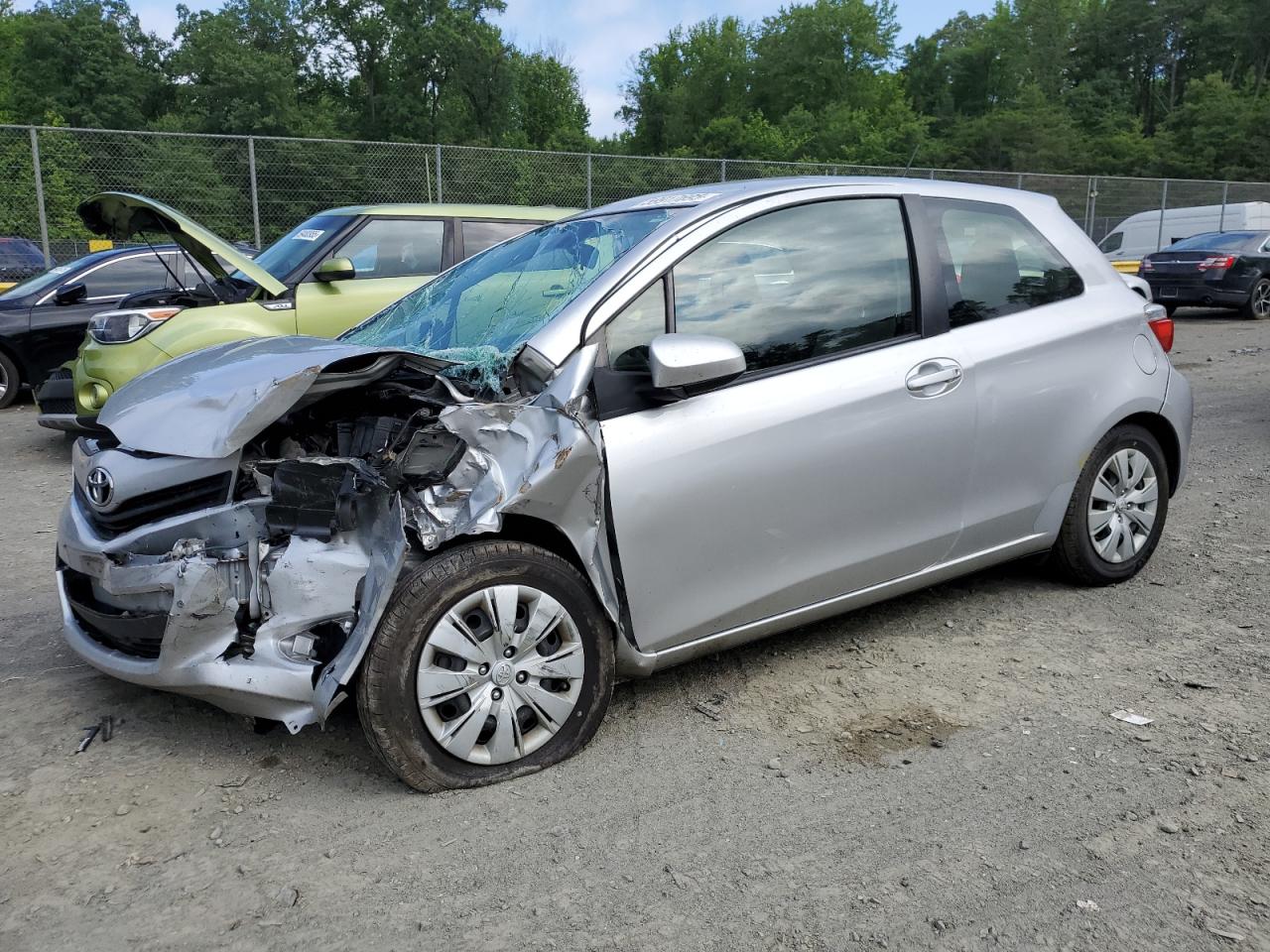 TOYOTA YARIS 2012