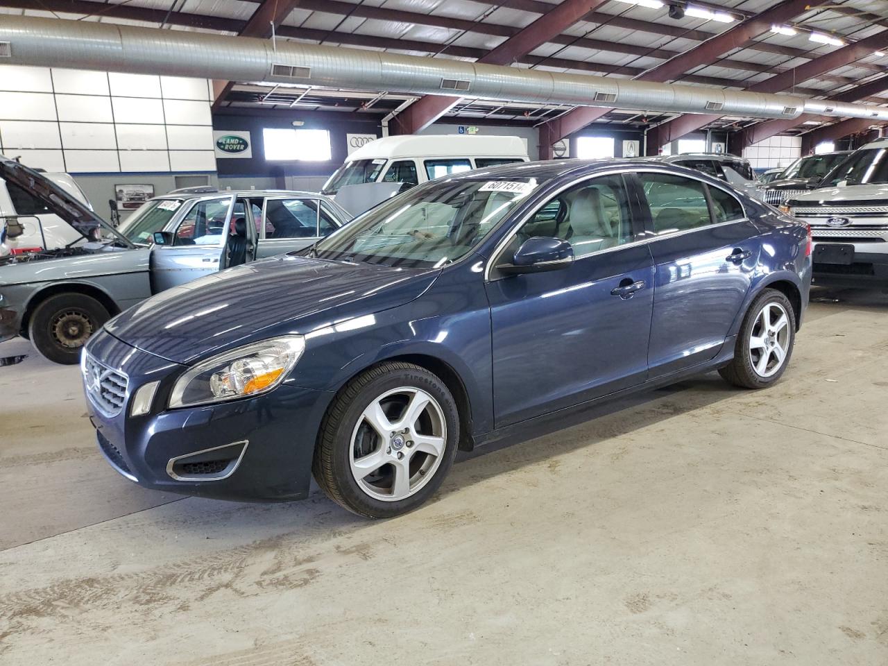 VOLVO S60 T5 2013