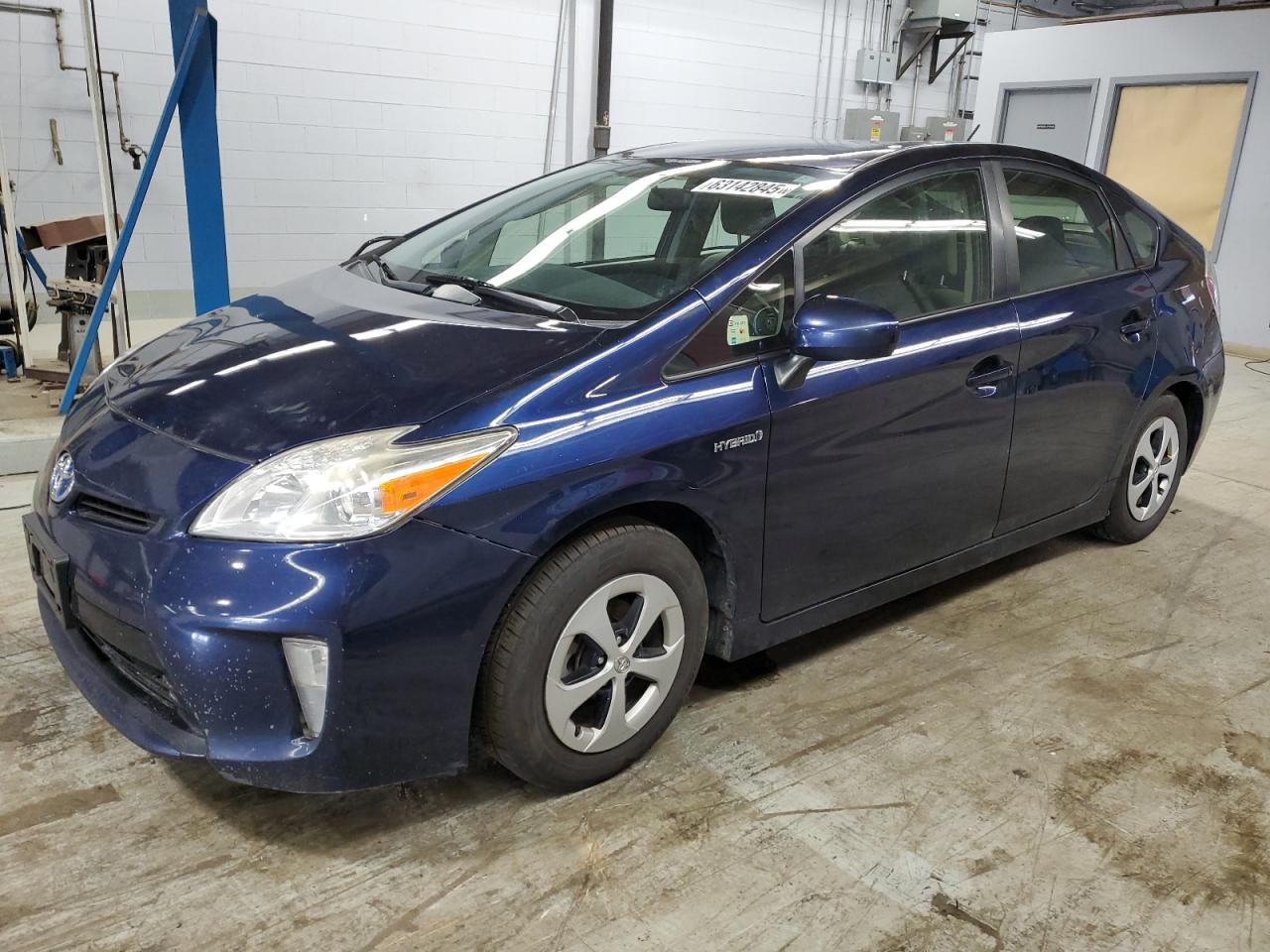 TOYOTA PRIUS 2015