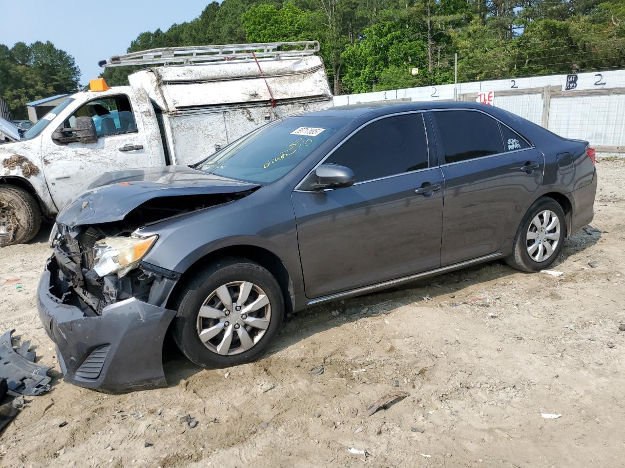 TOYOTA CAMRY BASE 2012