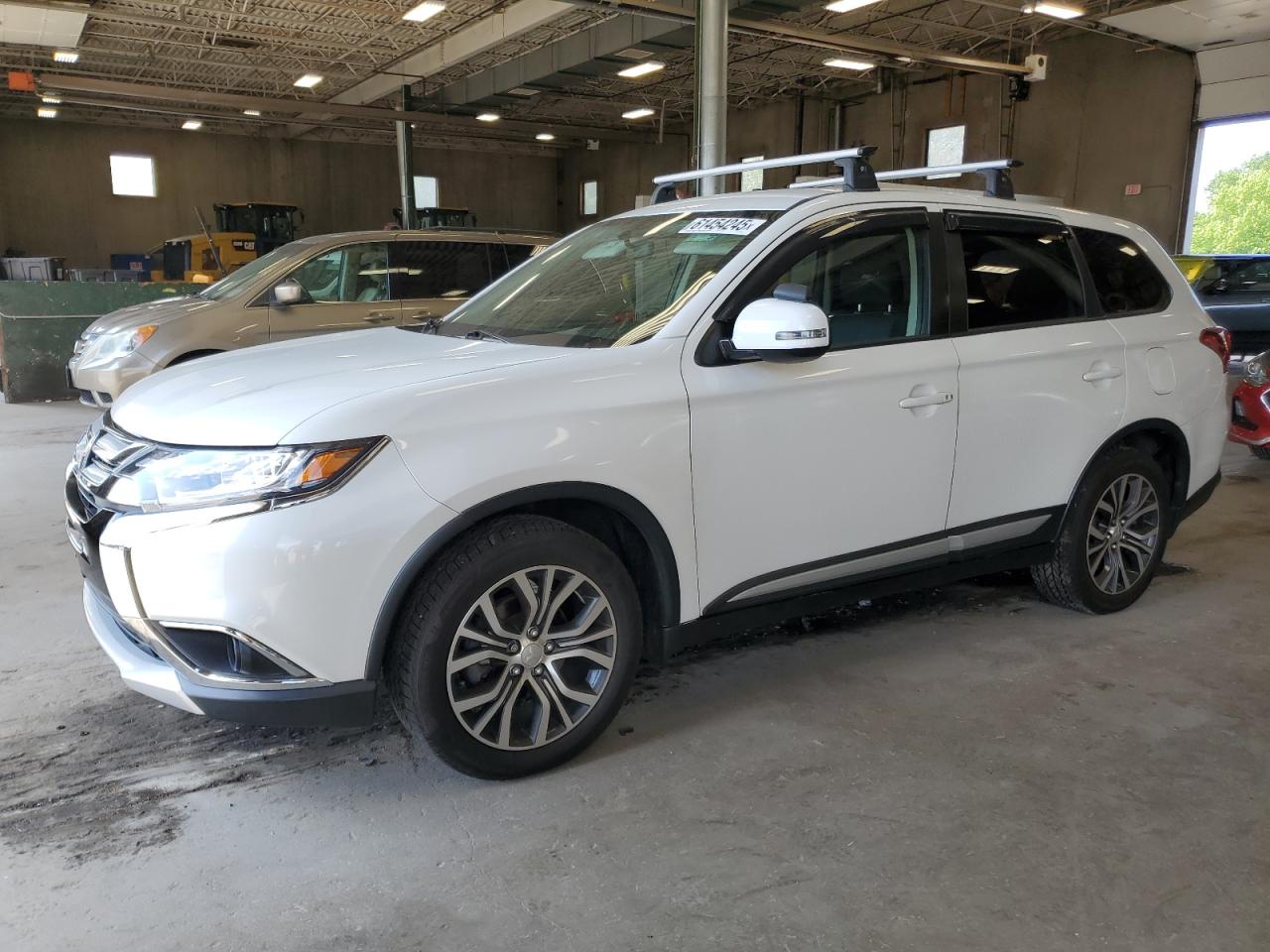 MITSUBISHI OUTLANDER 2018