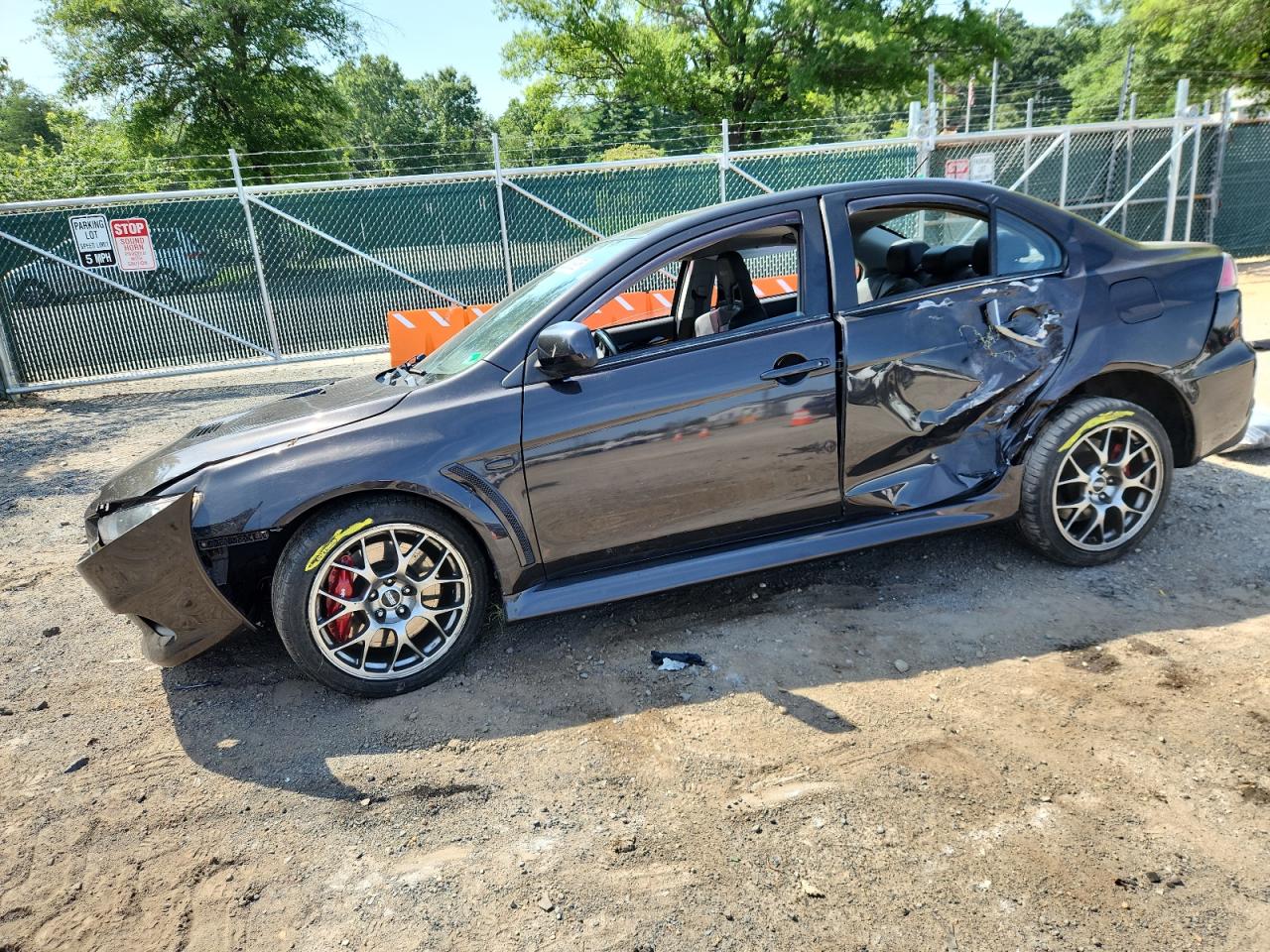 MITSUBISHI LANCER 2014