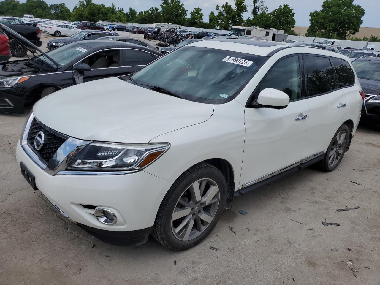 NISSAN PATHFINDER 2015