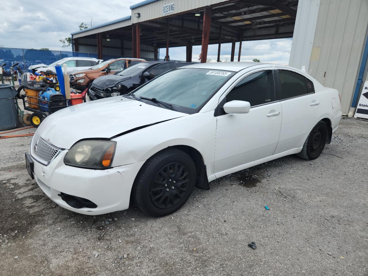 MITSUBISHI GALANT ES 2011