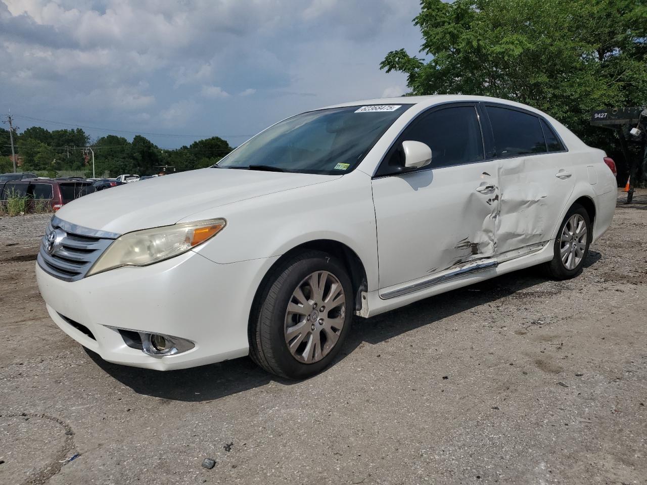 TOYOTA AVALON BAS 2012