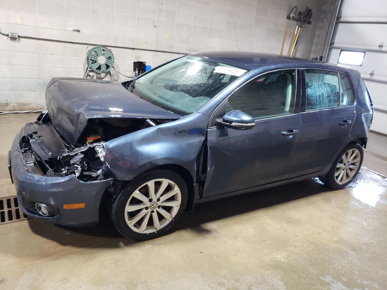 VOLKSWAGEN GOLF 2013