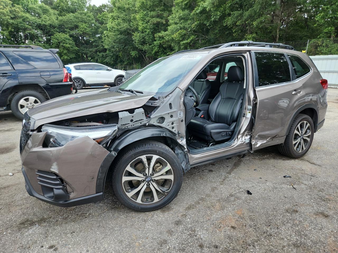 SUBARU FORESTER L 2023