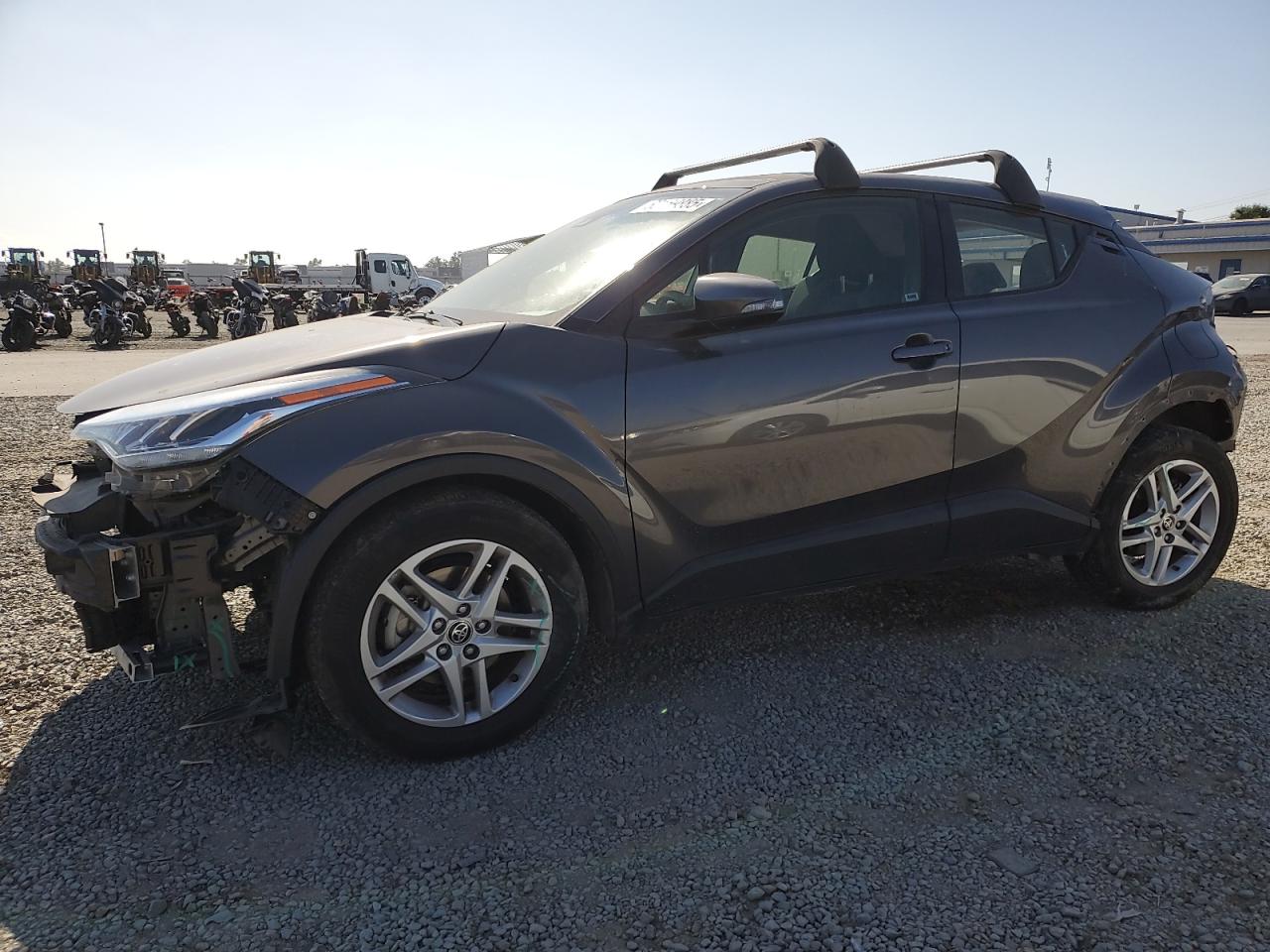TOYOTA C-HR XLE 2021