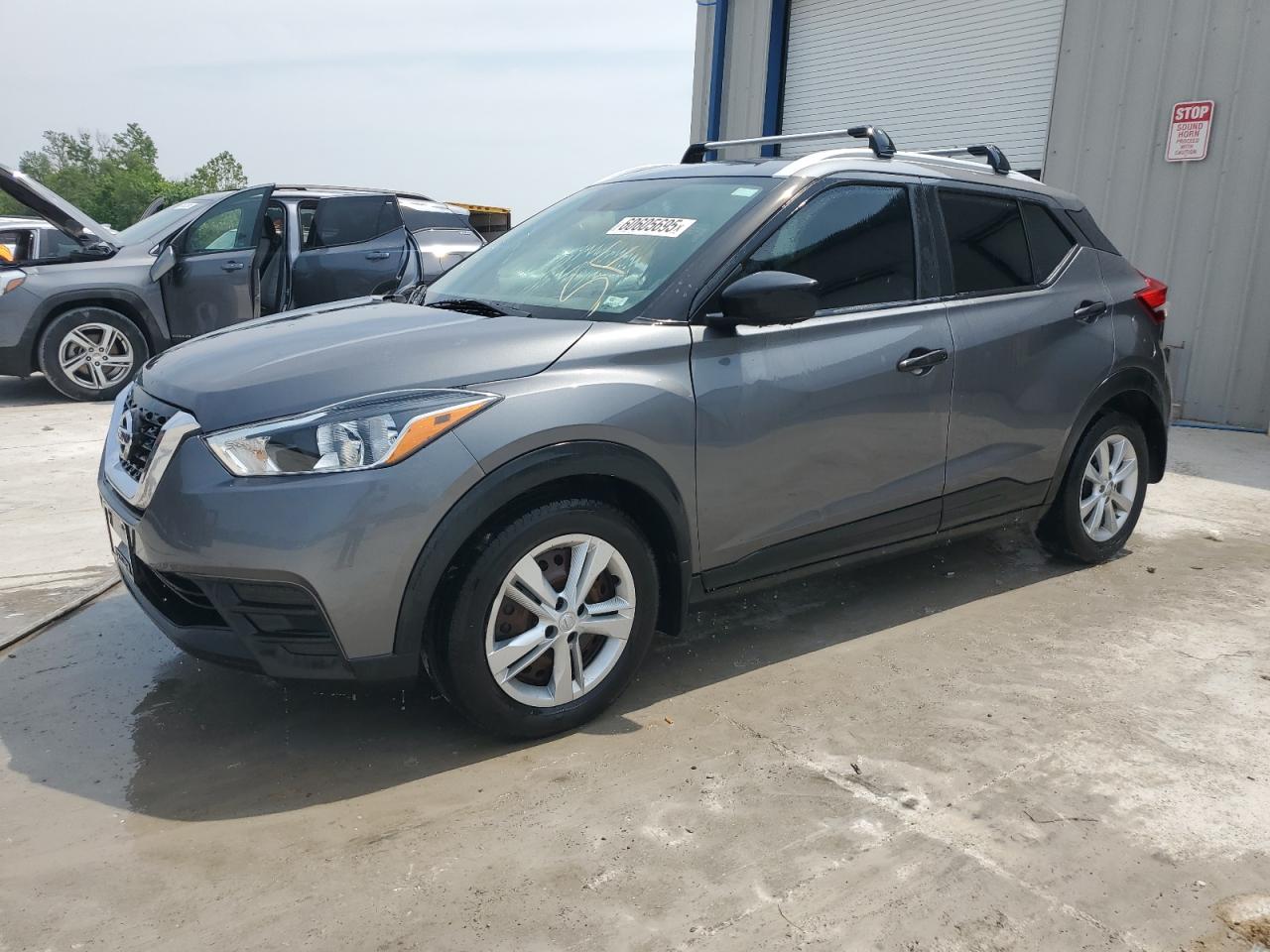 NISSAN KICKS S 2019