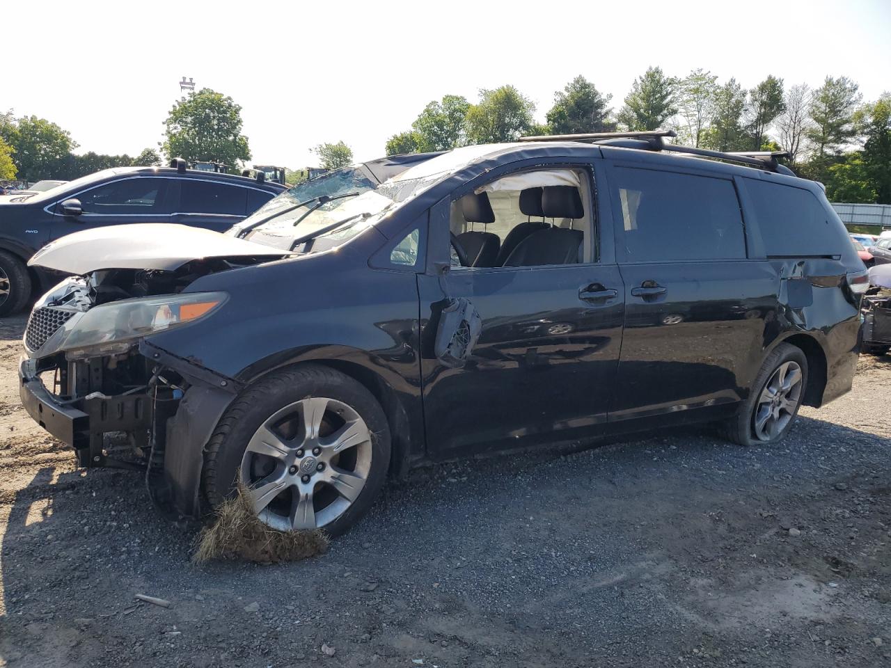 TOYOTA SIENNA SPO 2012
