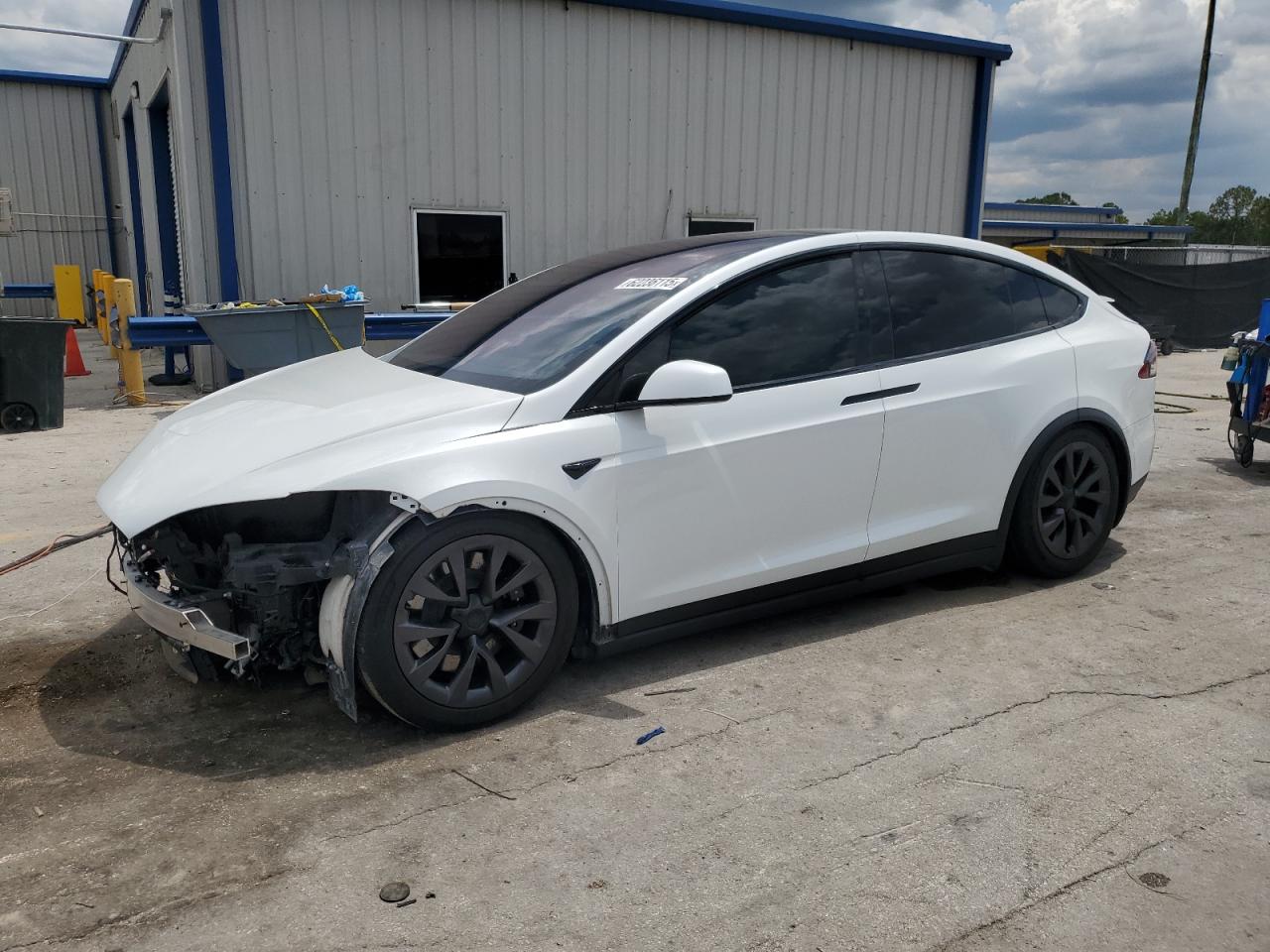 TESLA MODEL X 2021