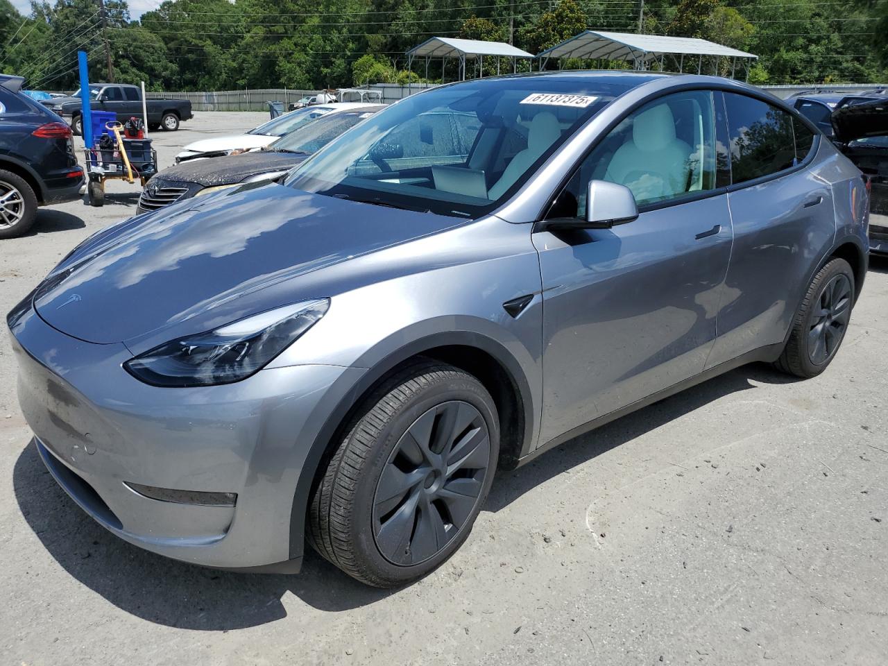 TESLA MODEL Y 2024