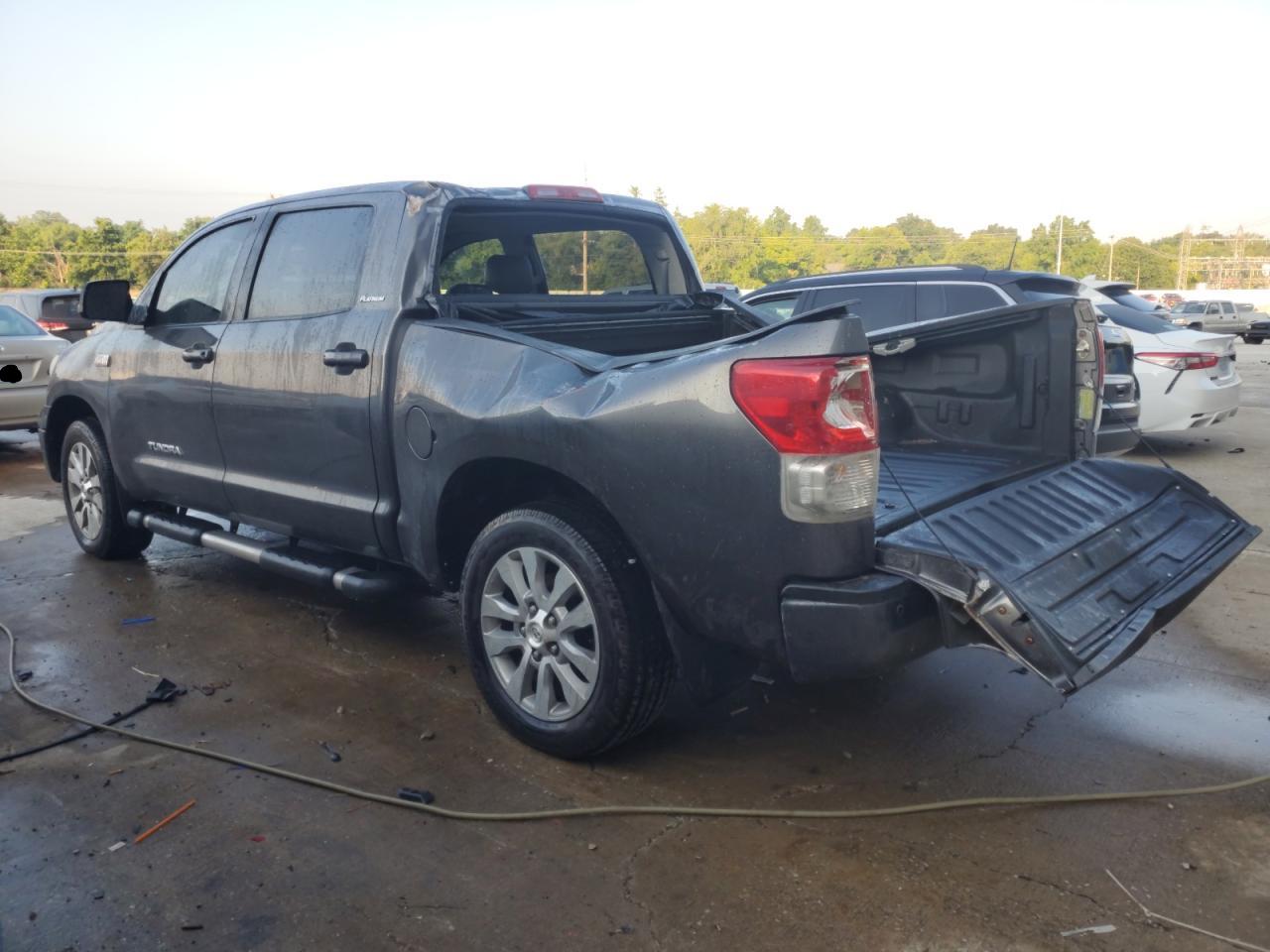 TOYOTA TUNDRA CRE 2011