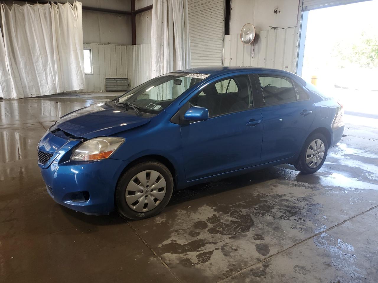 TOYOTA YARIS 2009