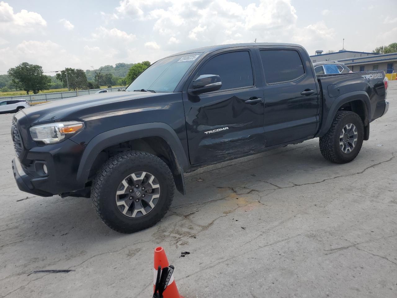 TOYOTA TACOMA DOU 2021