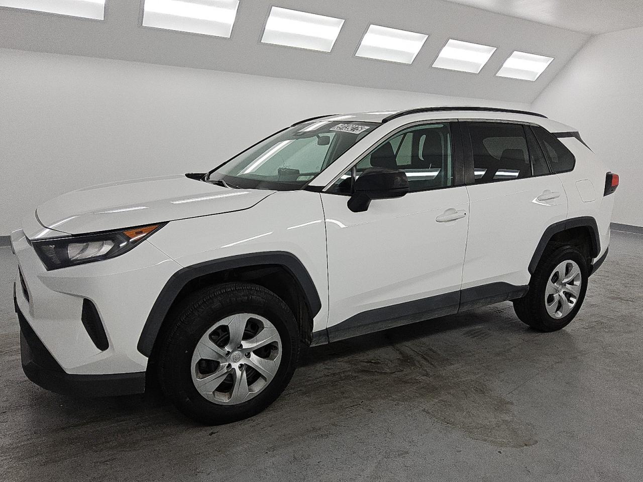 TOYOTA RAV4 LE 2021