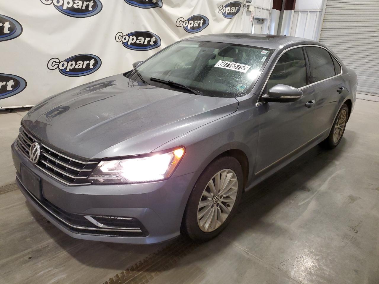 VOLKSWAGEN PASSAT SE 2017