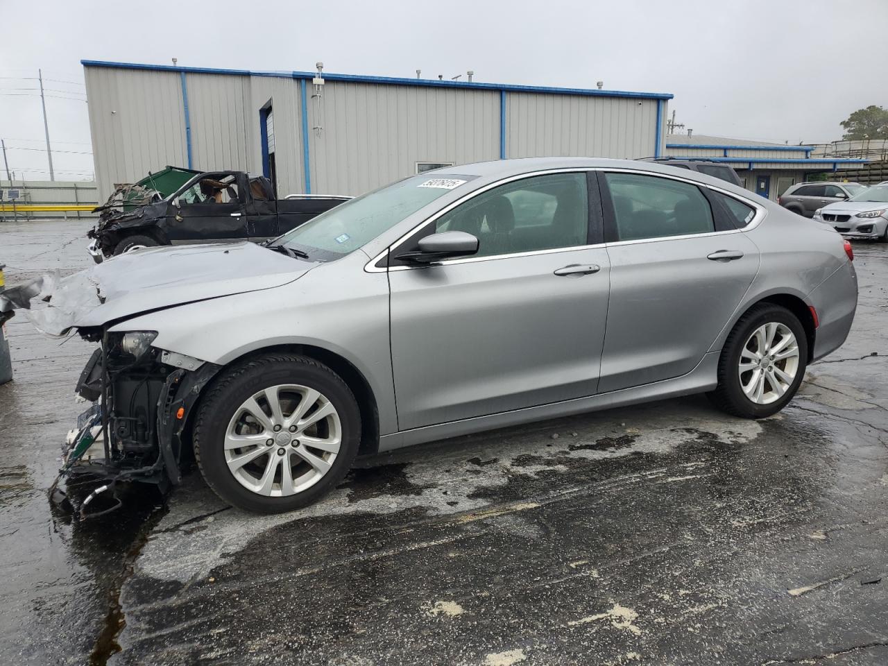 CHRYSLER 200 2015