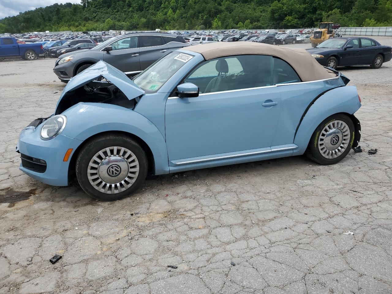 VOLKSWAGEN BEETLE 2013