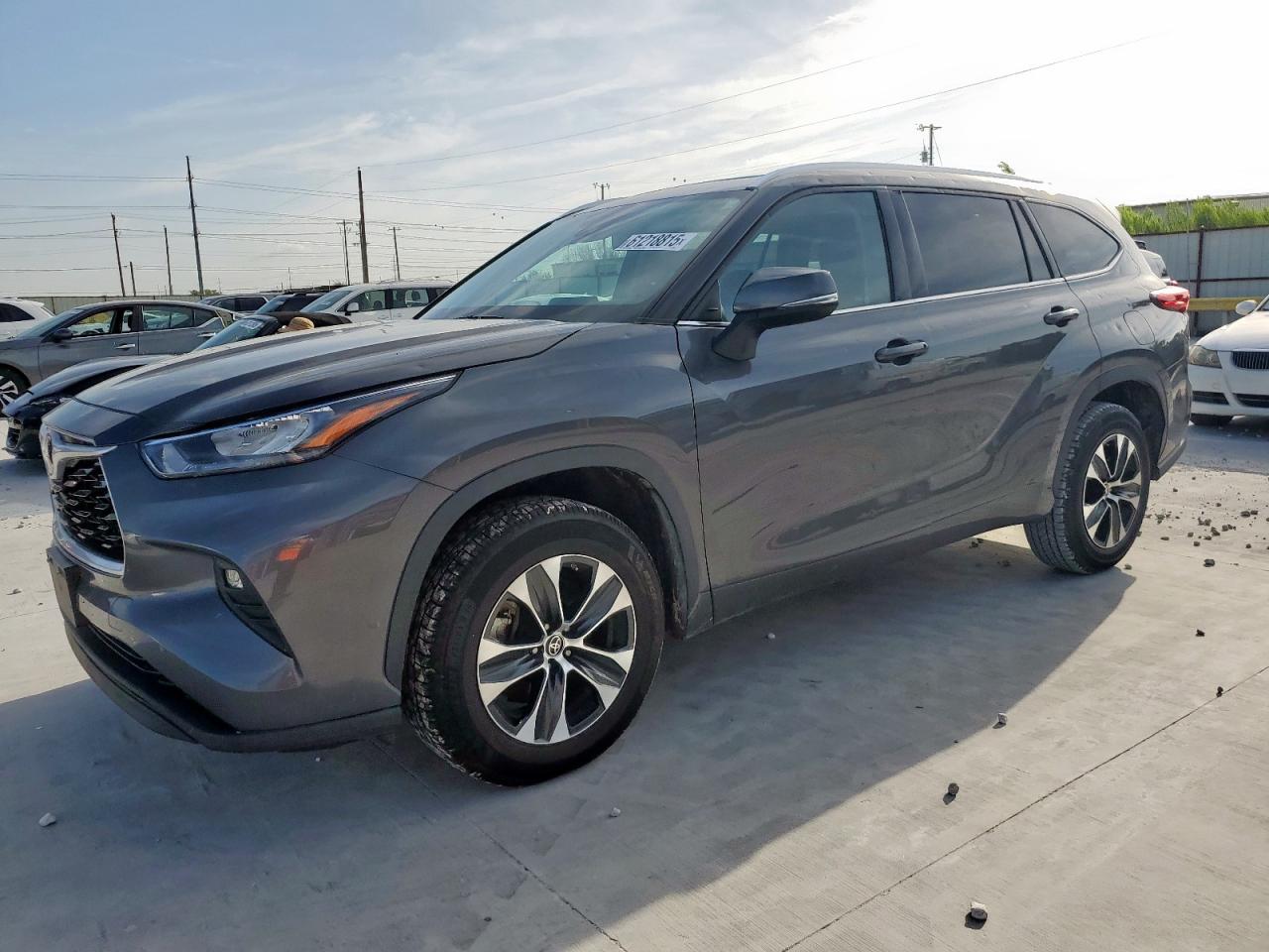 TOYOTA HIGHLANDER 2020