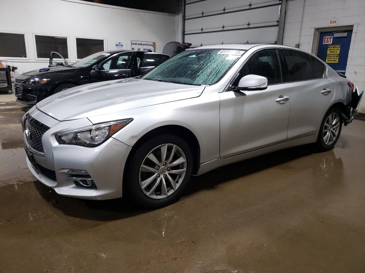 INFINITI Q50 BASE 2015