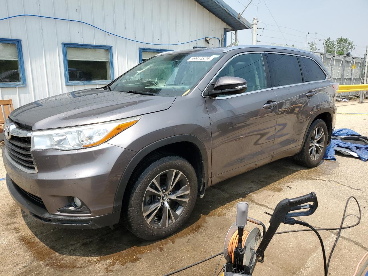 TOYOTA HIGHLANDER 2016