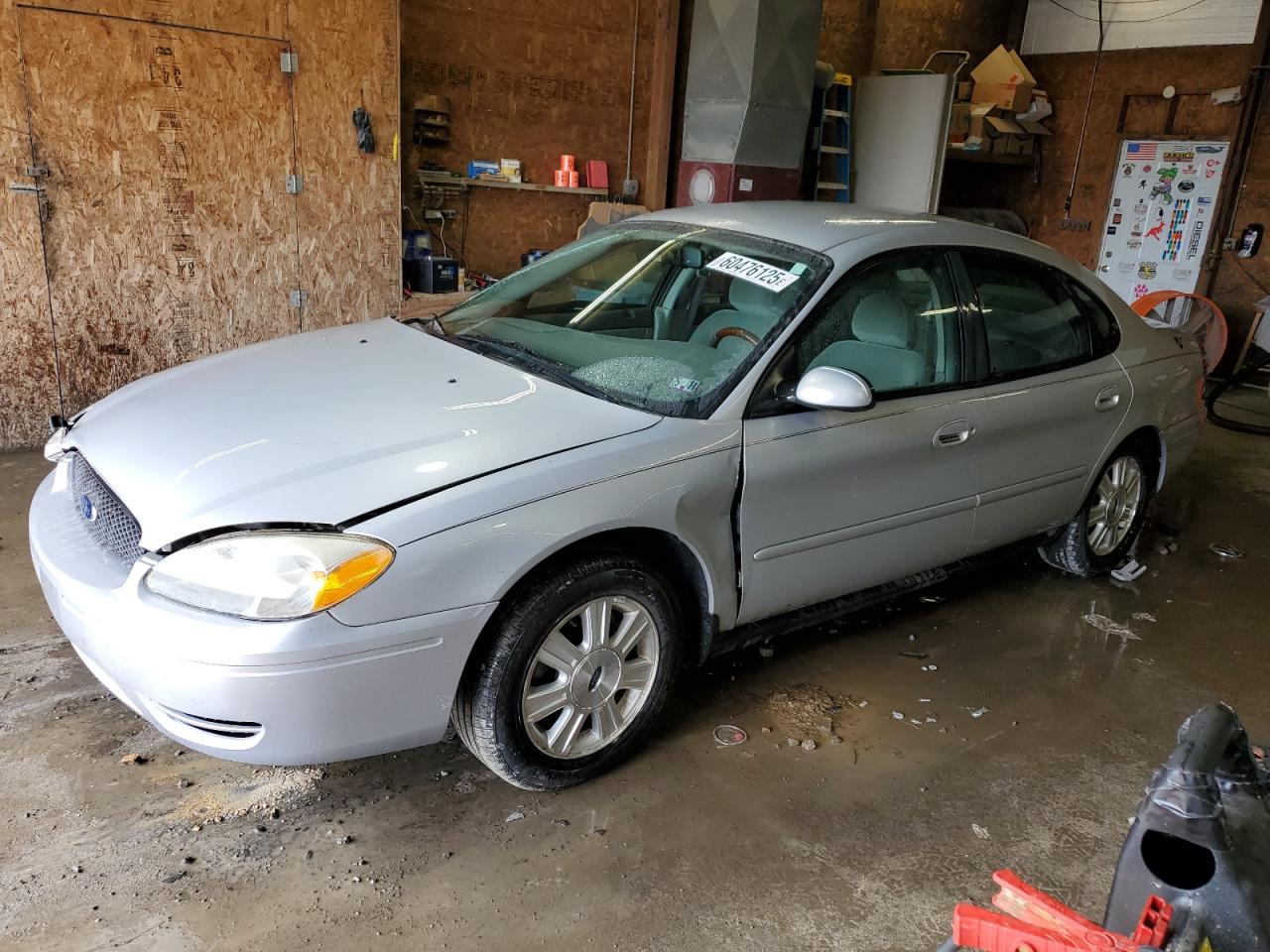 FORD TAURUS SEL 2006