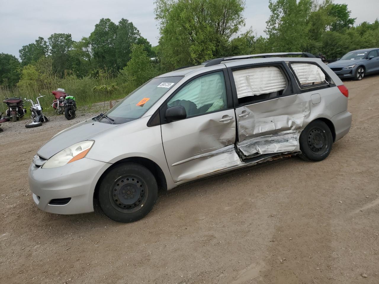 TOYOTA SIENNA CE 2008