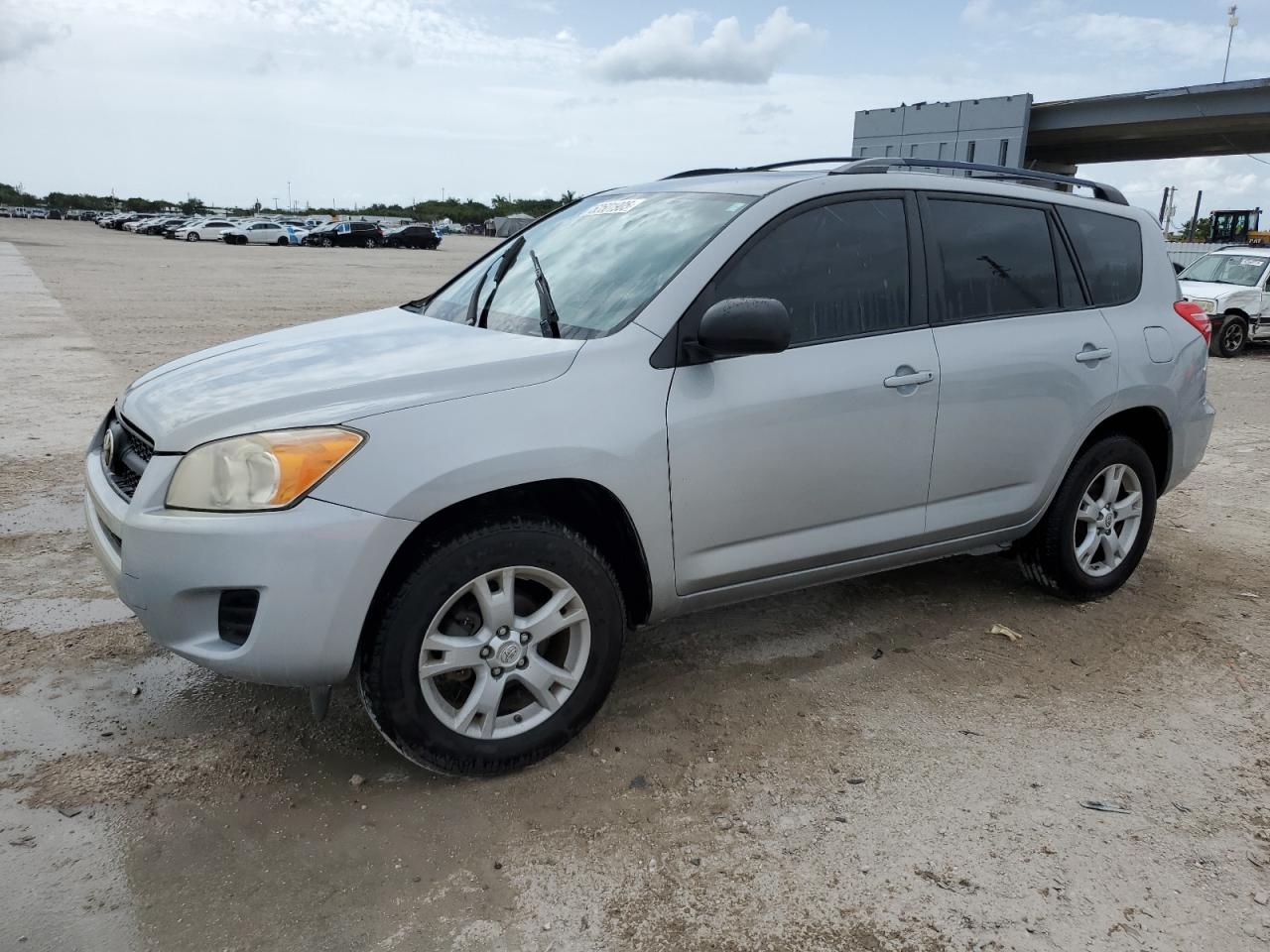 TOYOTA RAV4 2012