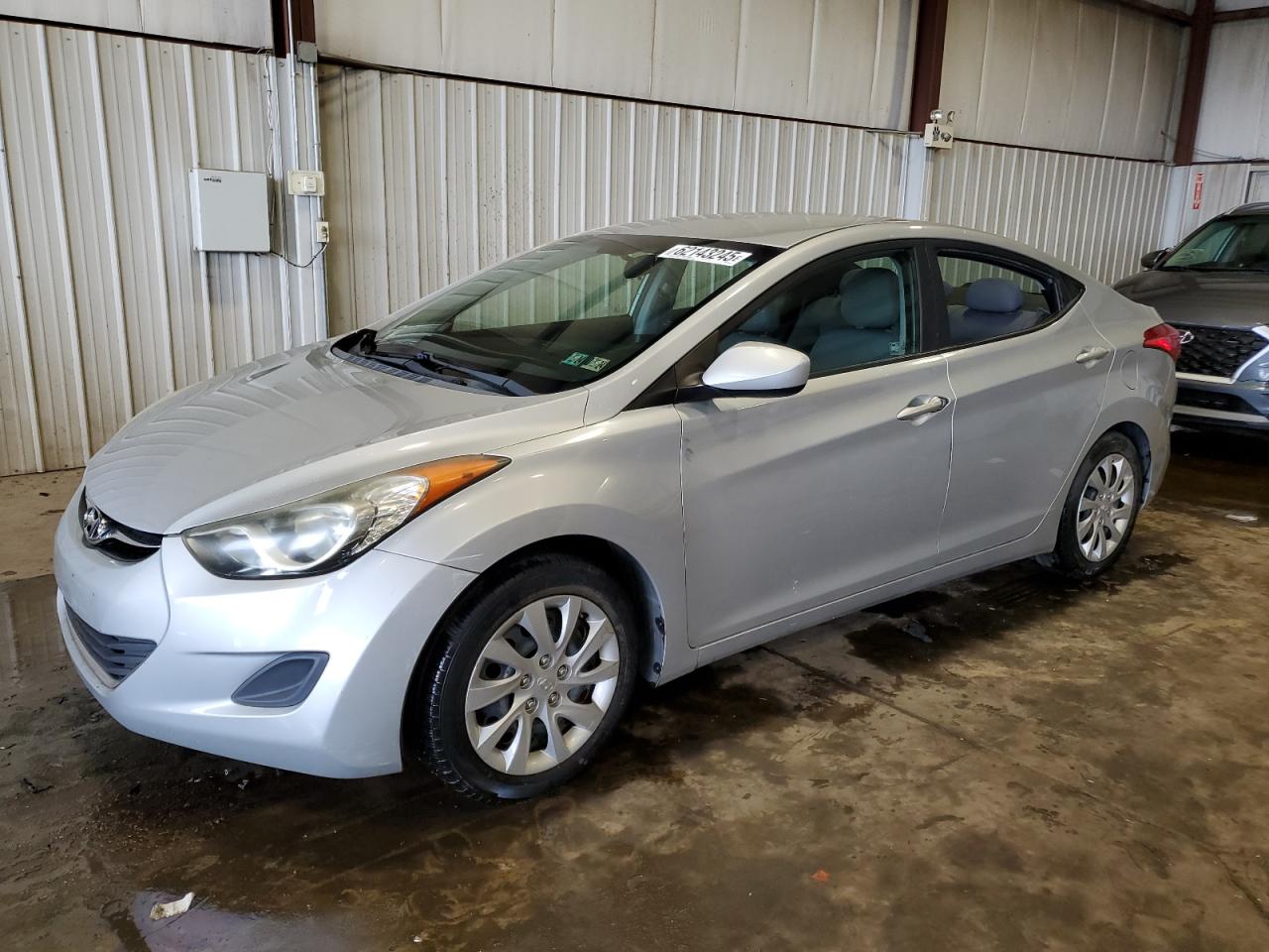 HYUNDAI ELANTRA GL 2011