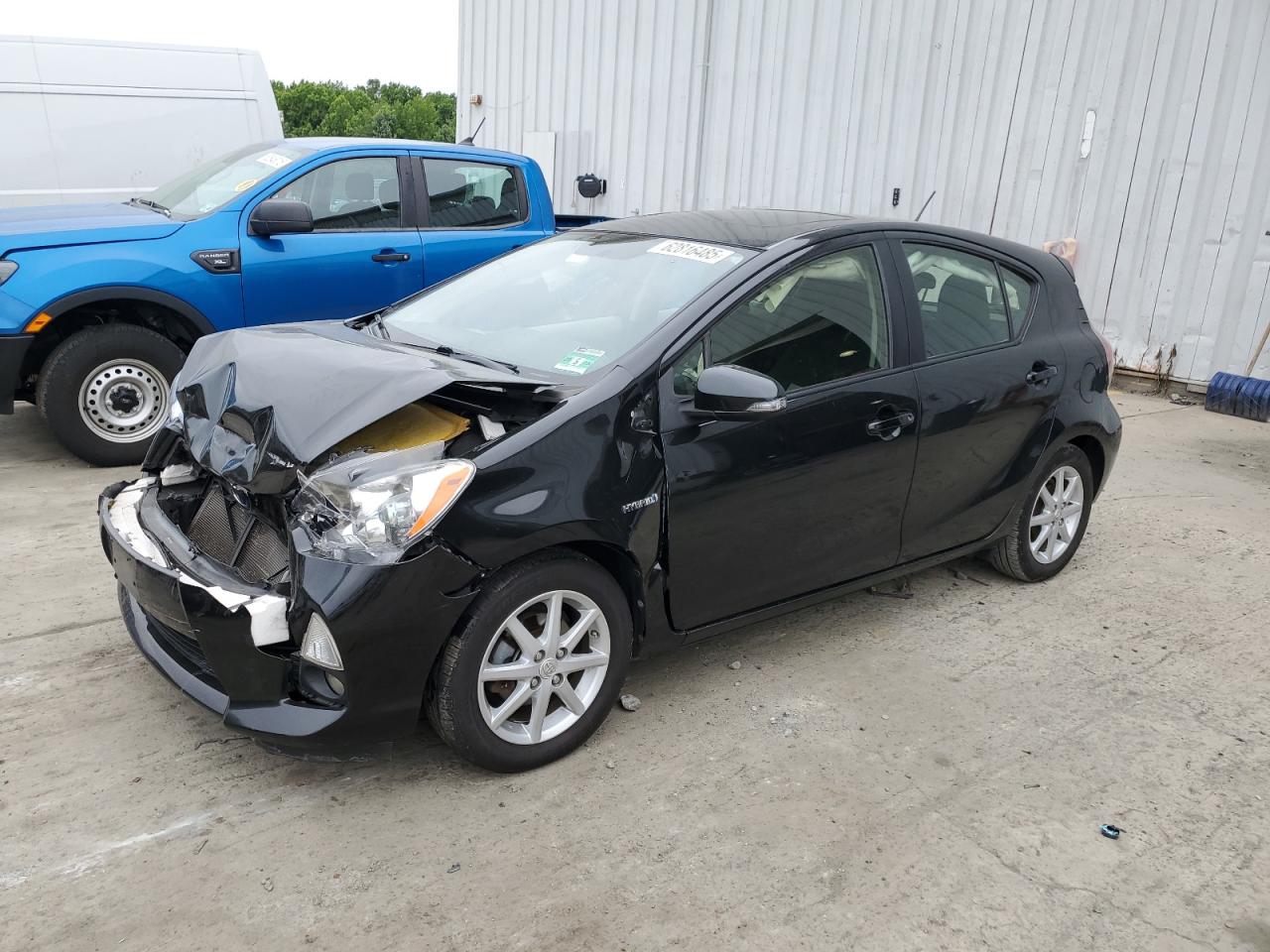 TOYOTA PRIUS C 2012