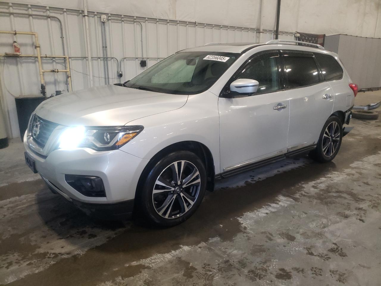 NISSAN PATHFINDER 2017