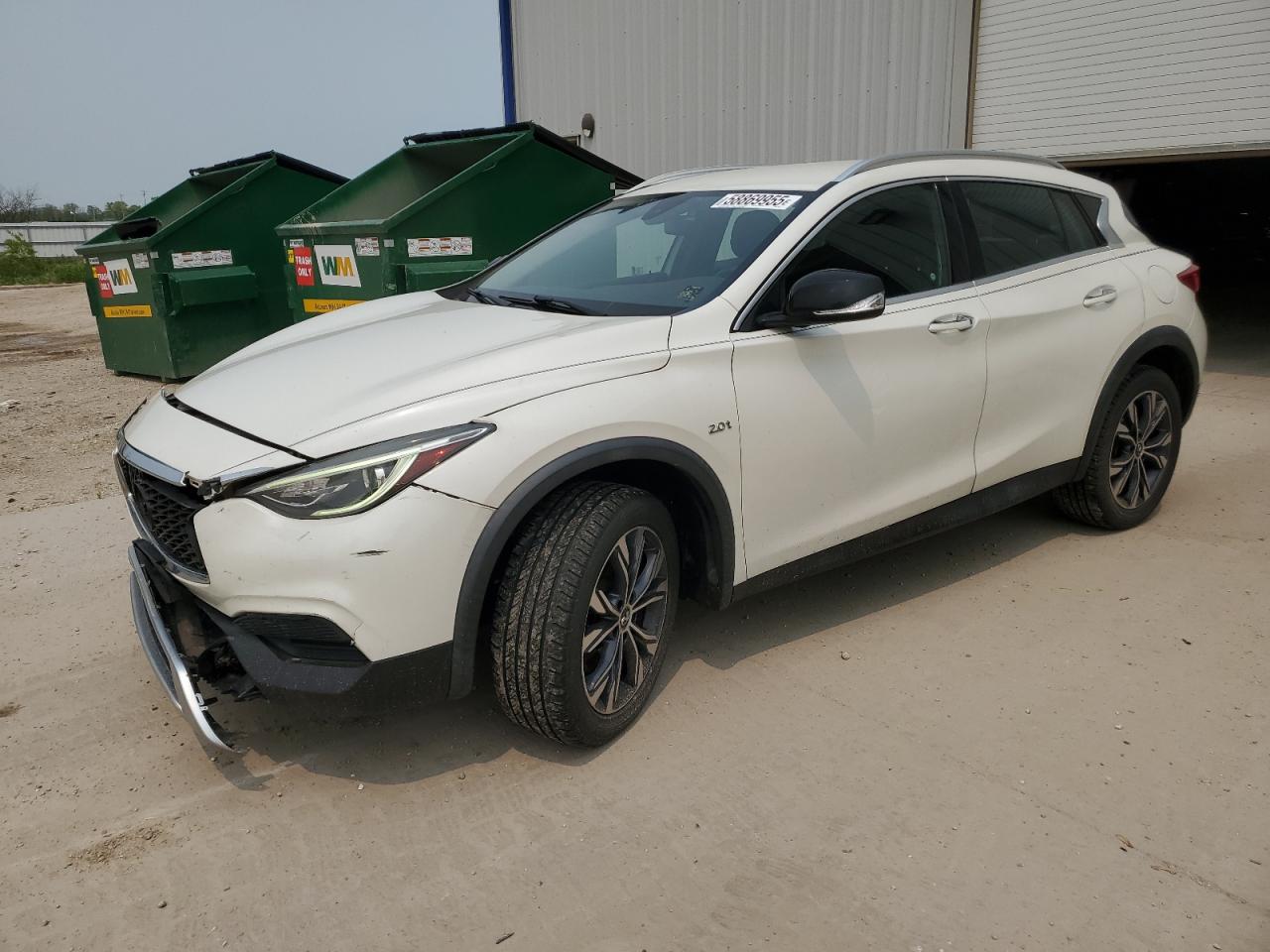 INFINITI QX30 BASE 2017