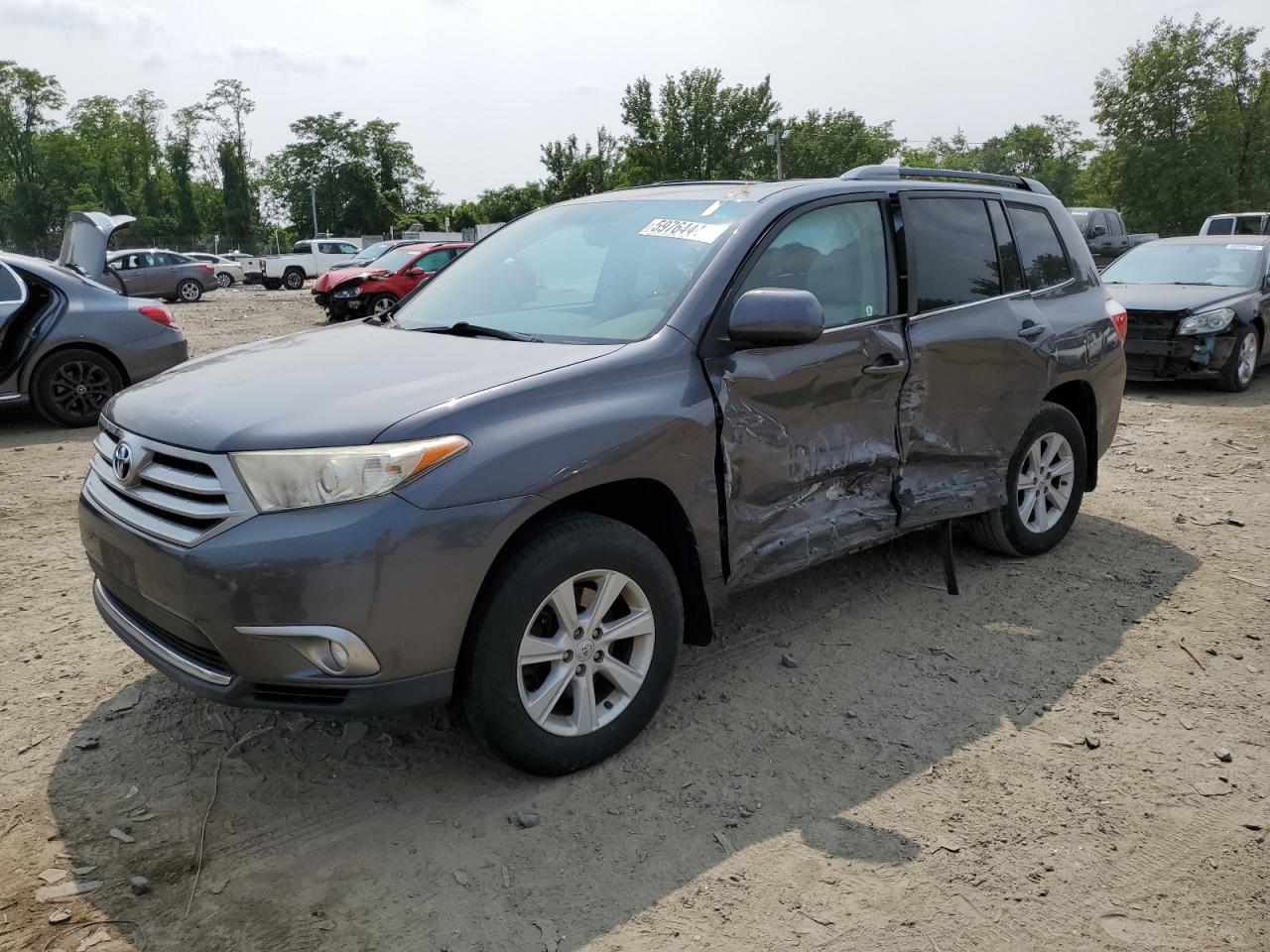 TOYOTA HIGHLANDER 2013