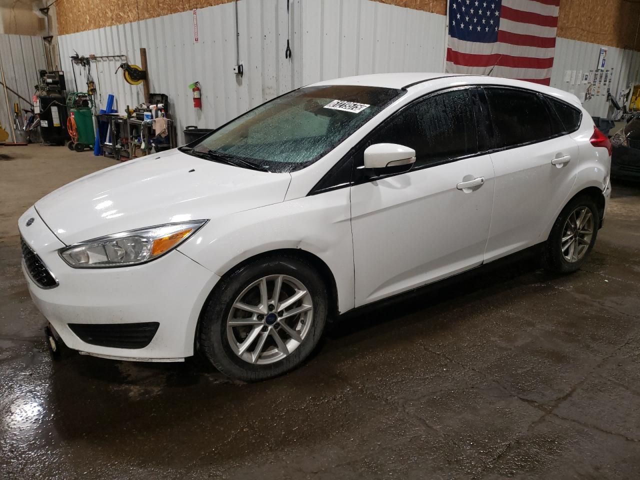 FORD FOCUS SE 2017