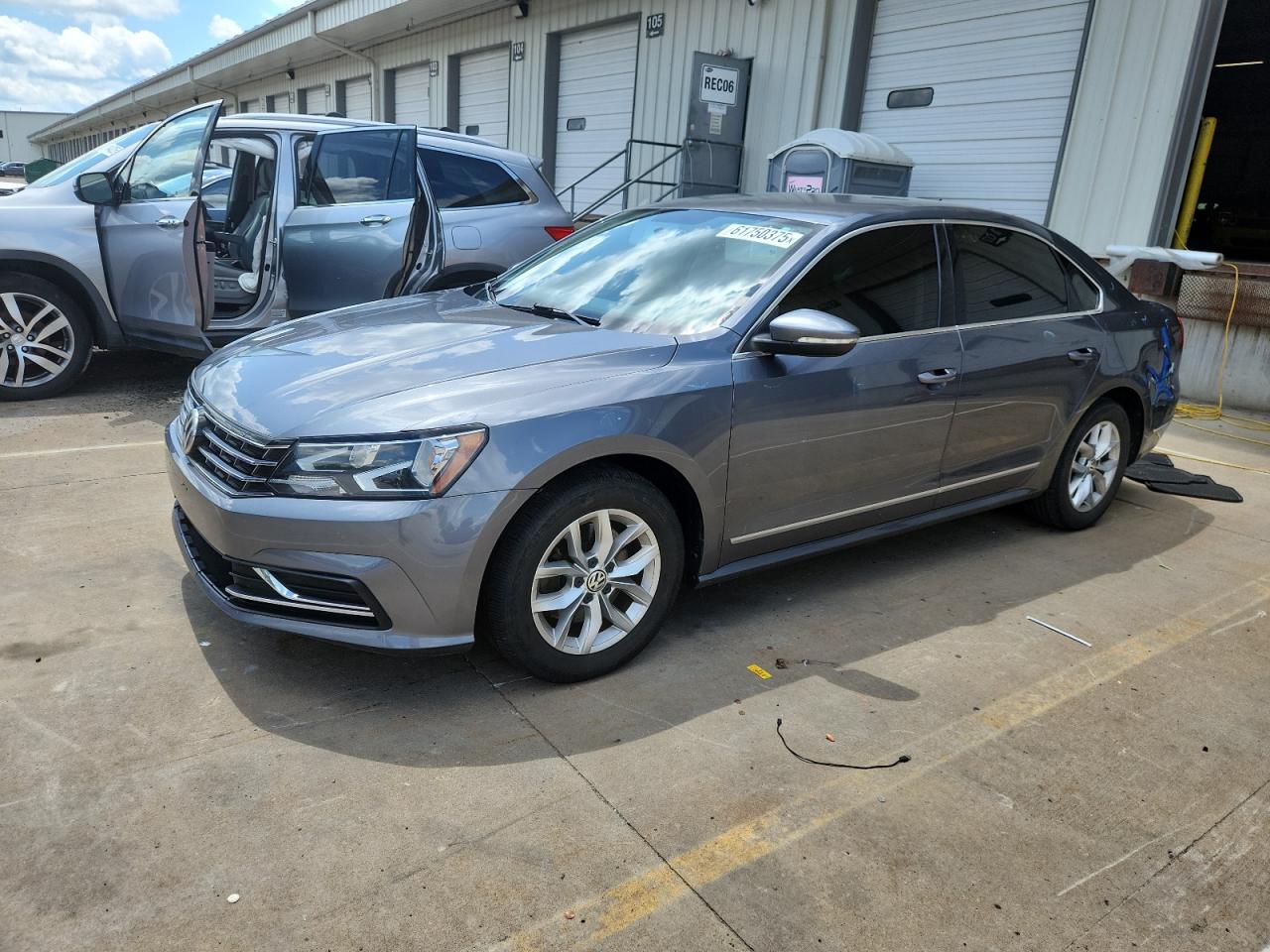 VOLKSWAGEN PASSAT S 2017