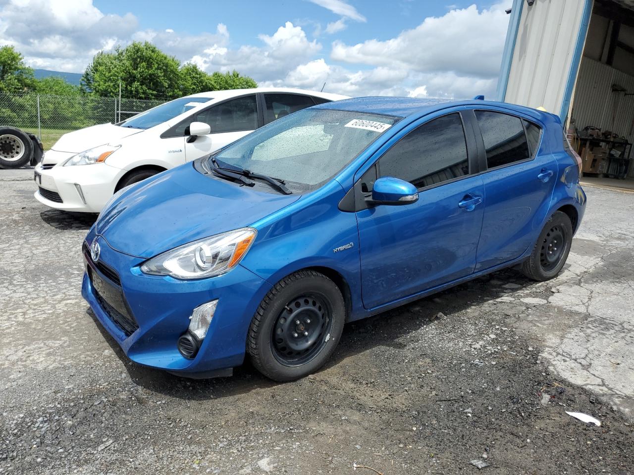 TOYOTA PRIUS C 2015