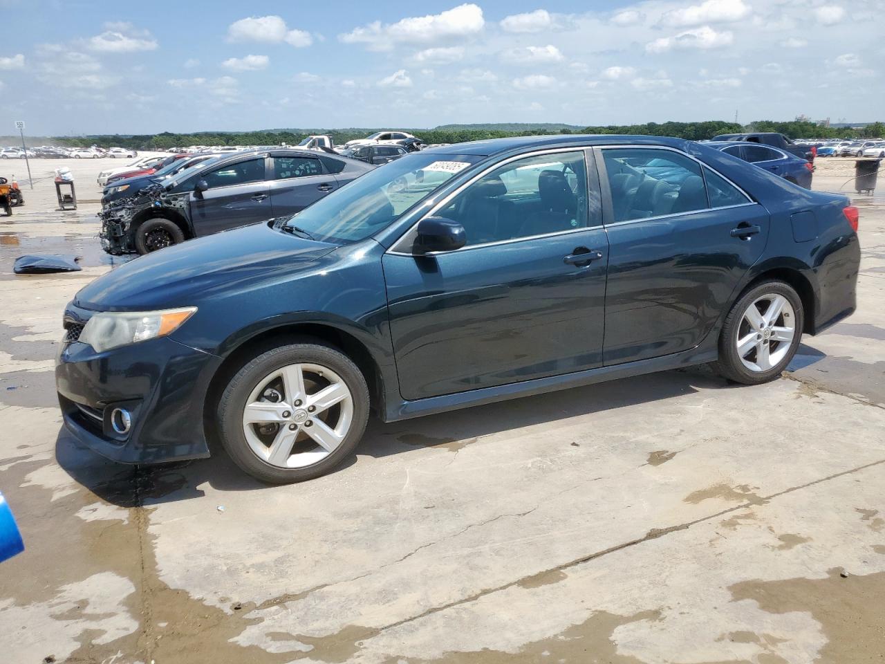 TOYOTA CAMRY L 2014