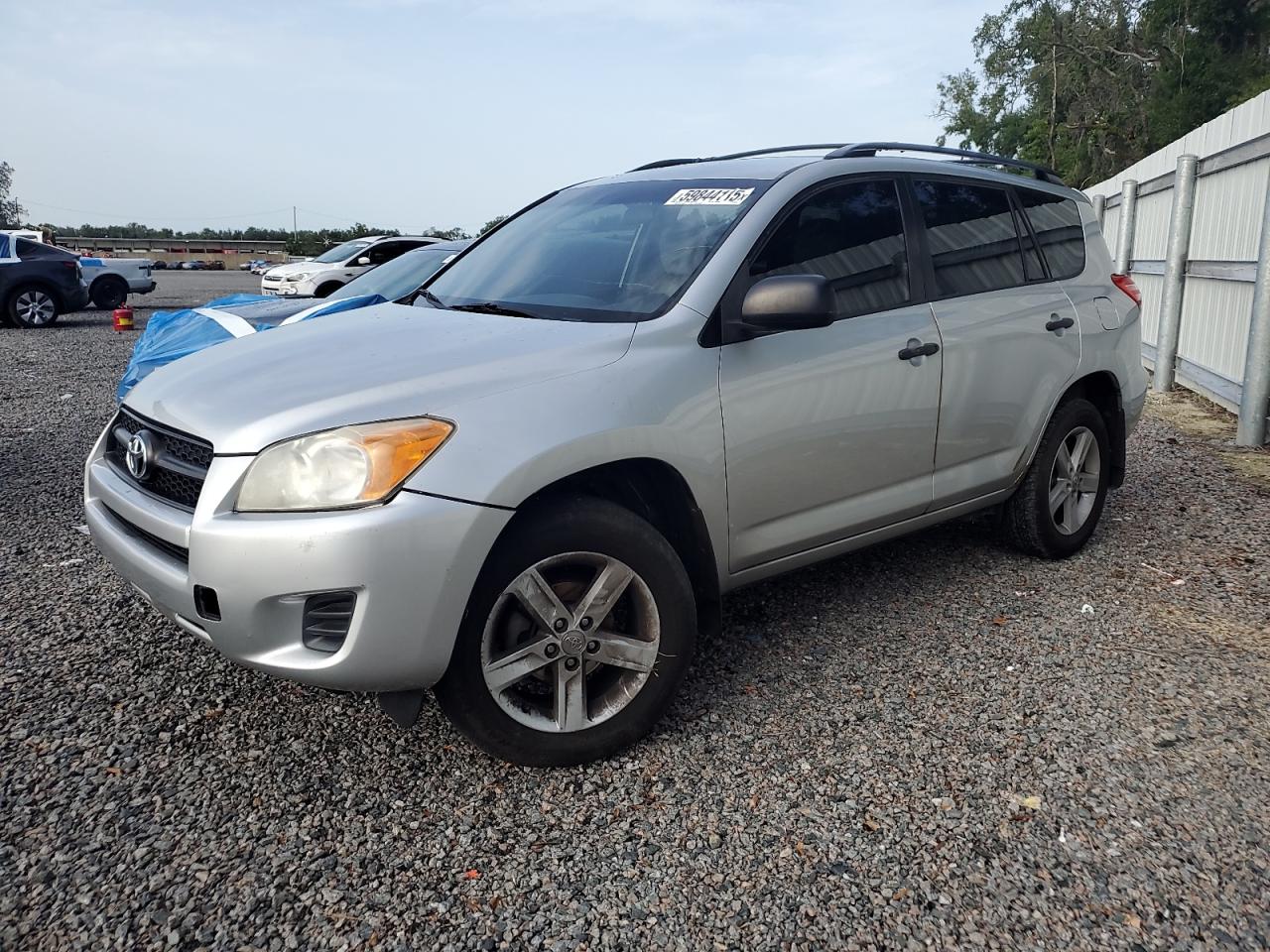 TOYOTA RAV4 2010