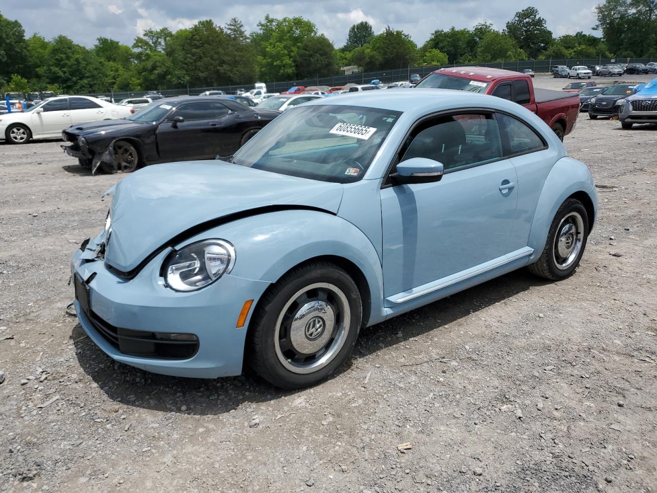 VOLKSWAGEN BEETLE 2012