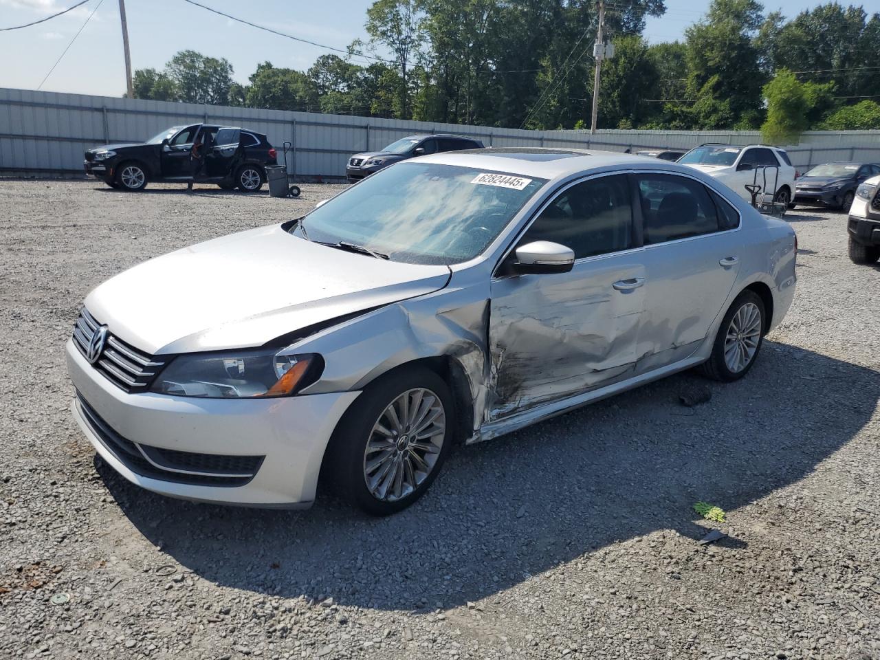 VOLKSWAGEN PASSAT SE 2013