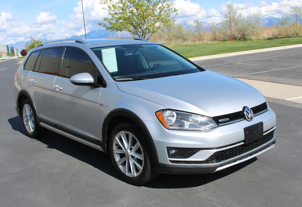 VOLKSWAGEN GOLF ALLTR 2017